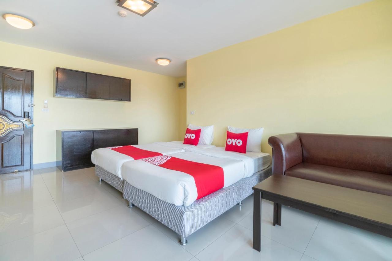Oyo 829 Royal Thai Residence Bãi biển Jomtien Ngoại thất bức ảnh